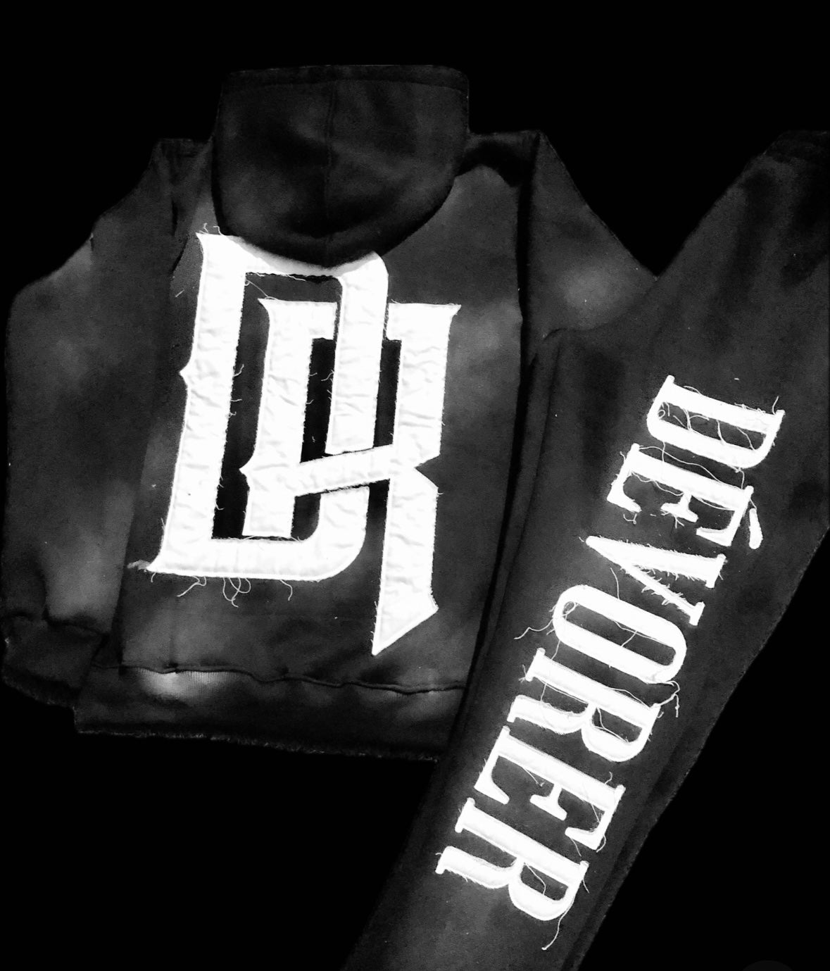 DÈVORER Black Sweatsuit
